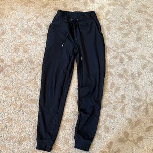 American Eagle XXS American Jogger EUC black